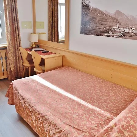 Regina Cortina dʼAmpezzo